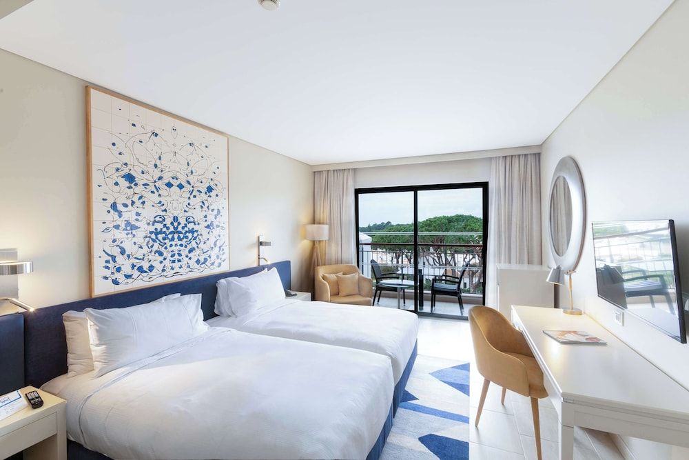 Hilton Vilamoura As Cascatas Golf Resort & Spa Deluxe Twin Room 6