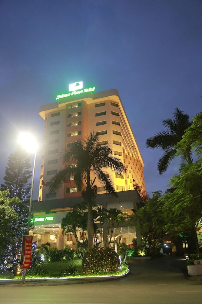 undefined Halong Plaza Hotel 10