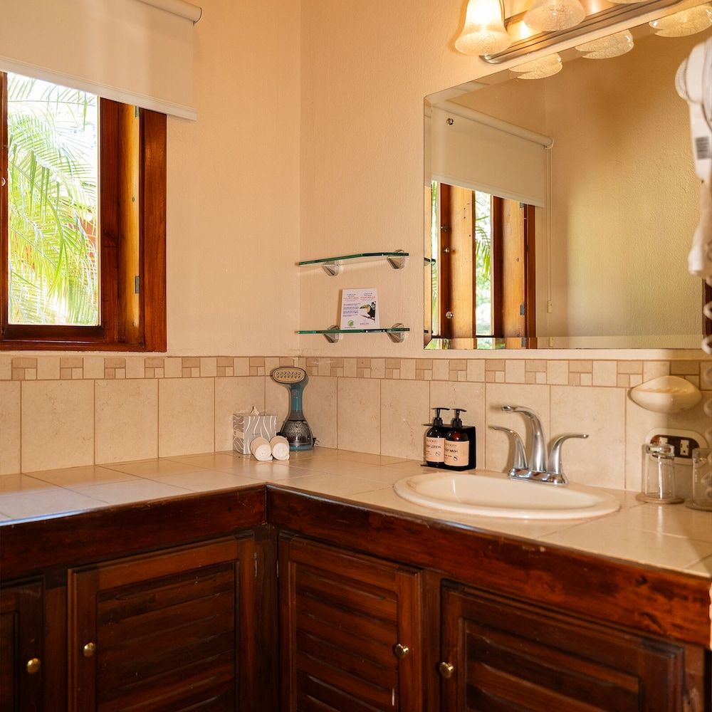 CC Beach Front Papagayo All Inclusive Ocean View 5