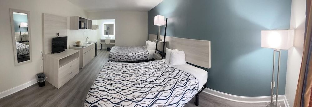 Executive Room, 2 Double Beds, Non Smoking, Refrigerator & Microwave