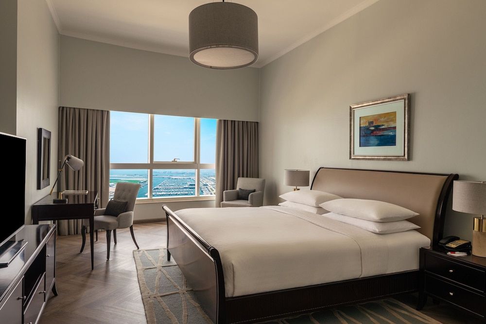 undefined Dubai Marriott Harbour Hotel & Suites 3