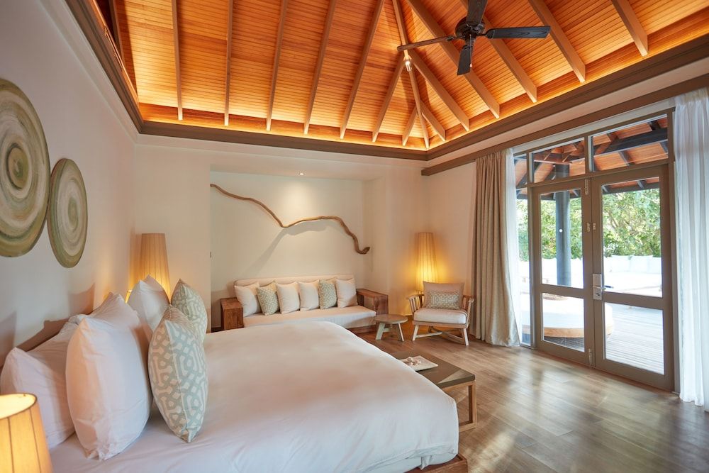 3 Bedroom Island Pool Residence I Complimentary Seaplane for 5 nights I One Premium Experience