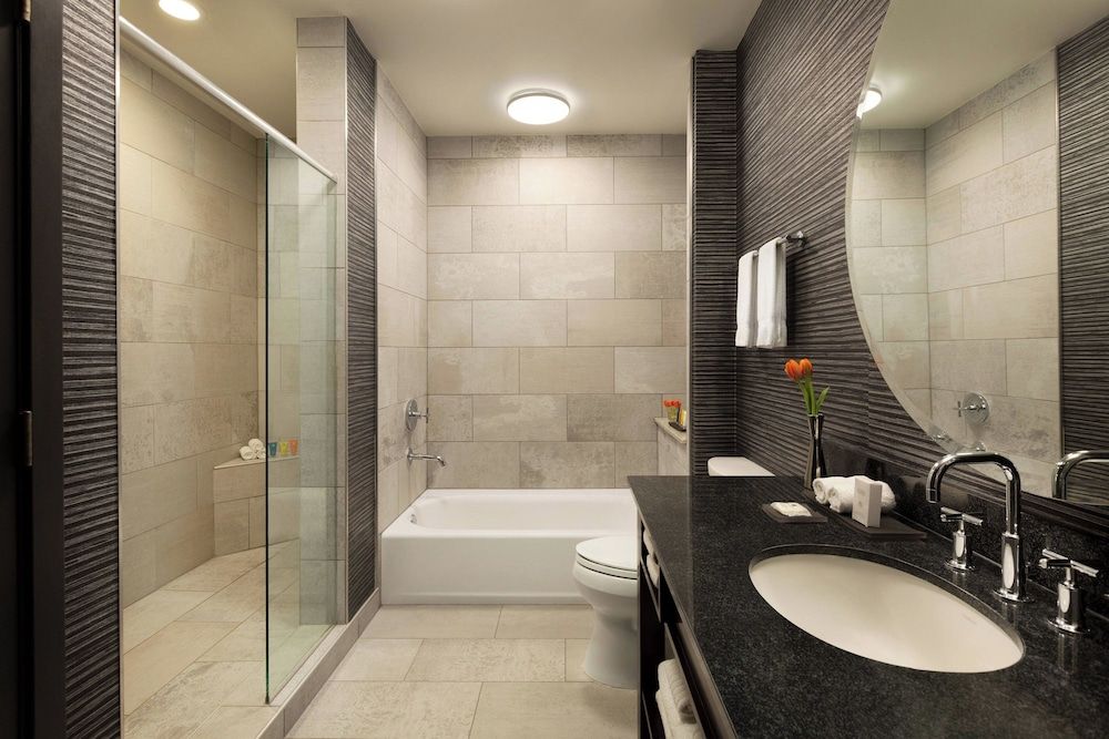 Twelve Downtown, Autograph Collection Suite, 1 Bedroom, Balcony (Mobility/Hearing Accessible, Tub) 2