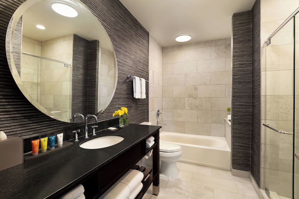 Twelve Downtown, Autograph Collection Suite, 1 Bedroom, Balcony (Mobility/Hearing Accessible, Tub) 3