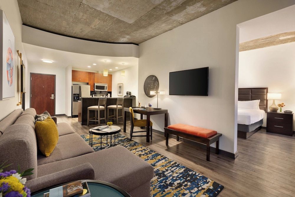 Twelve Downtown, Autograph Collection