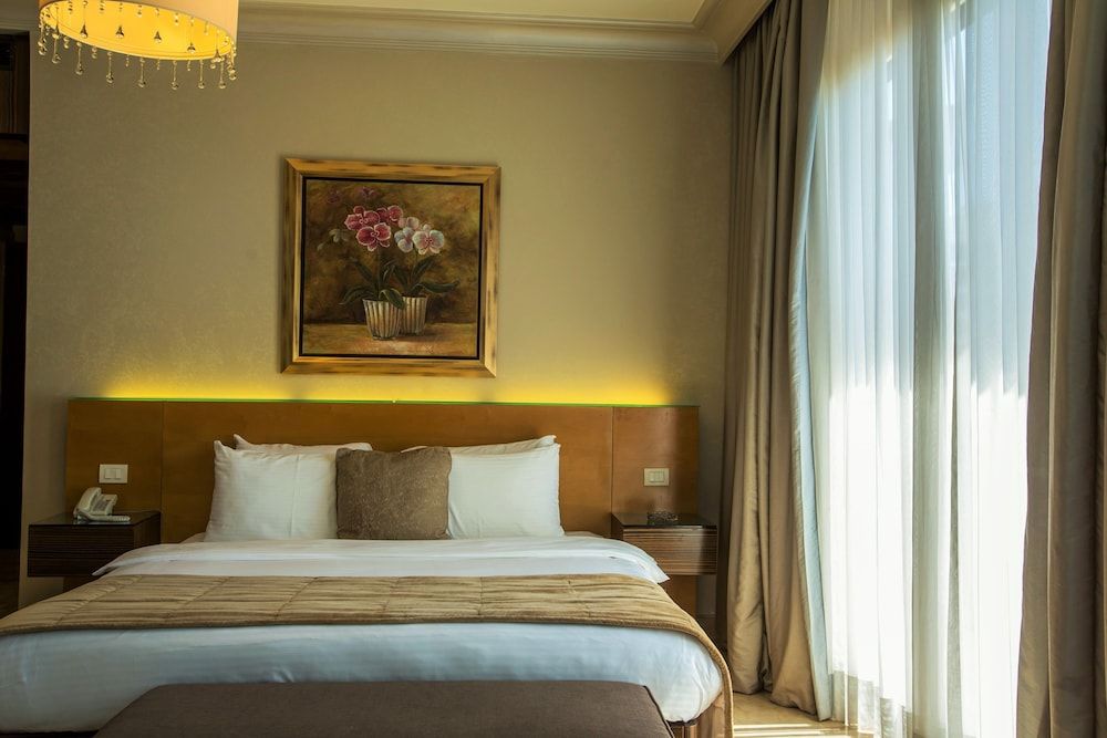 undefined Lahoya Beirut 7