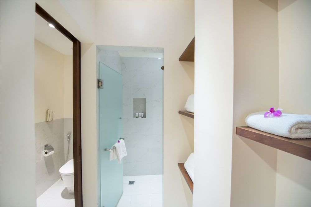 Borei Angkor Resort & Spa Deluxe Twin Room 6