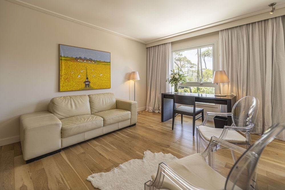 Awa Boutique Design Hotel Deluxe Suite 3