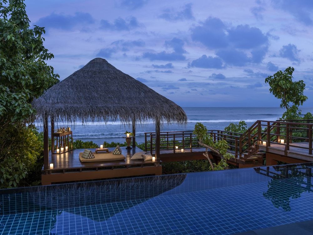 Ocean Tree House Villa with Pool