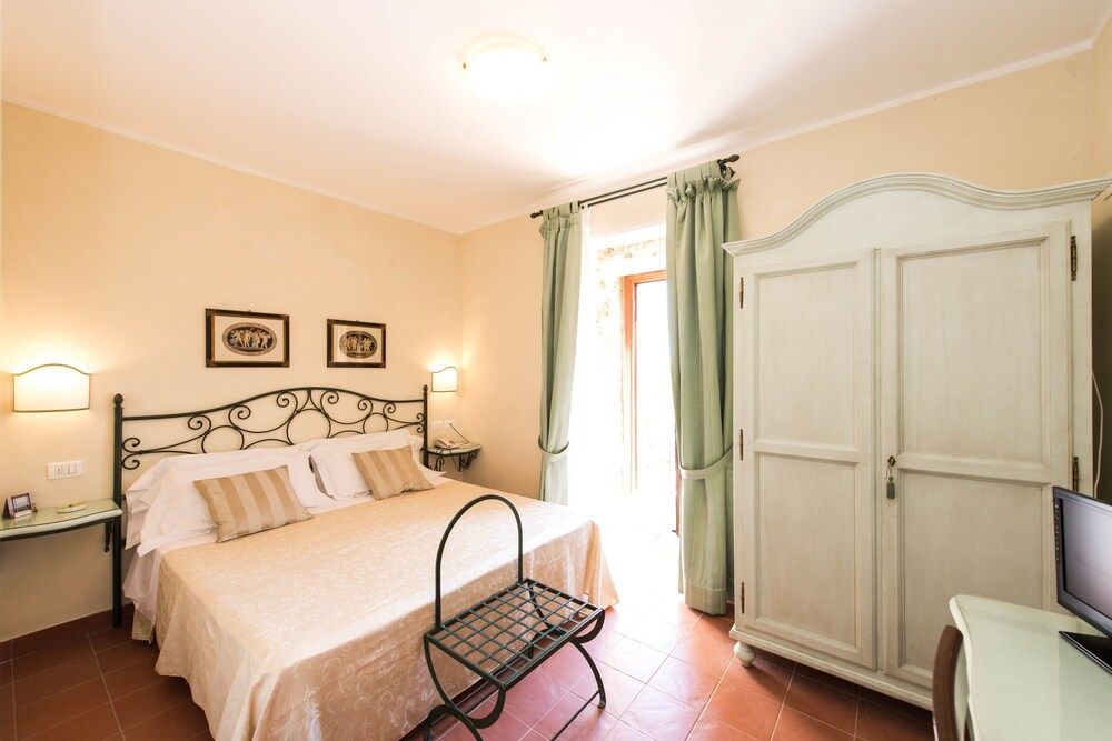 Standard Double or Twin Room, 1 Double or 2 Twin Beds