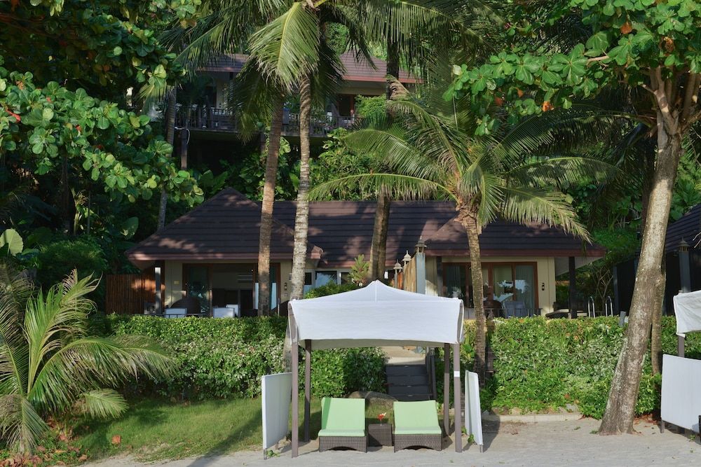 undefined Andaman White Beach Resort 10
