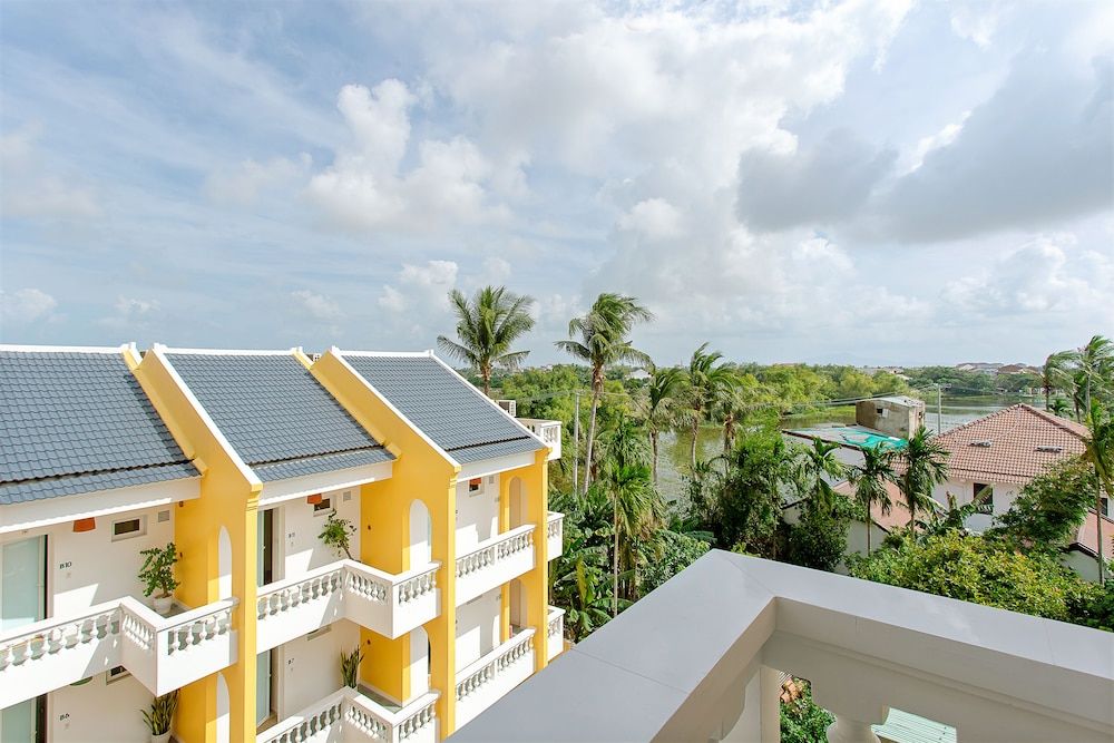undefined Aurora Riverside Hotel and Spa 3