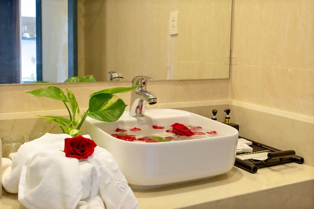 Aurora Riverside Hotel and Spa Superior Twin Room 9