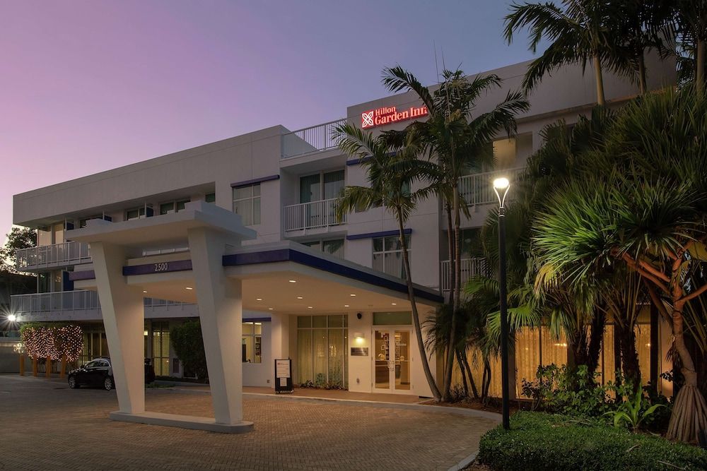 undefined Hilton Garden Inn Miami Brickell South 4