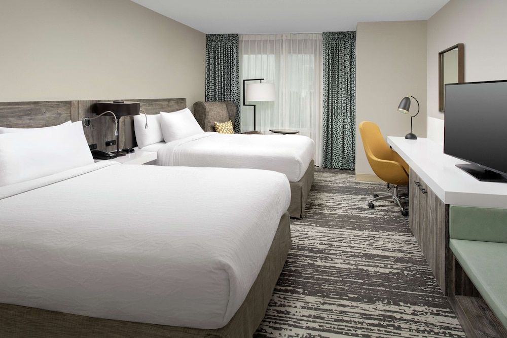 undefined Hilton Garden Inn Miami Brickell South 3