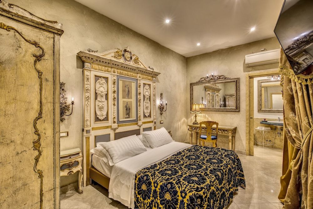 ROMANICO PALACE LUXURY HOTEL & SPA Classic Double or Twin Room 9