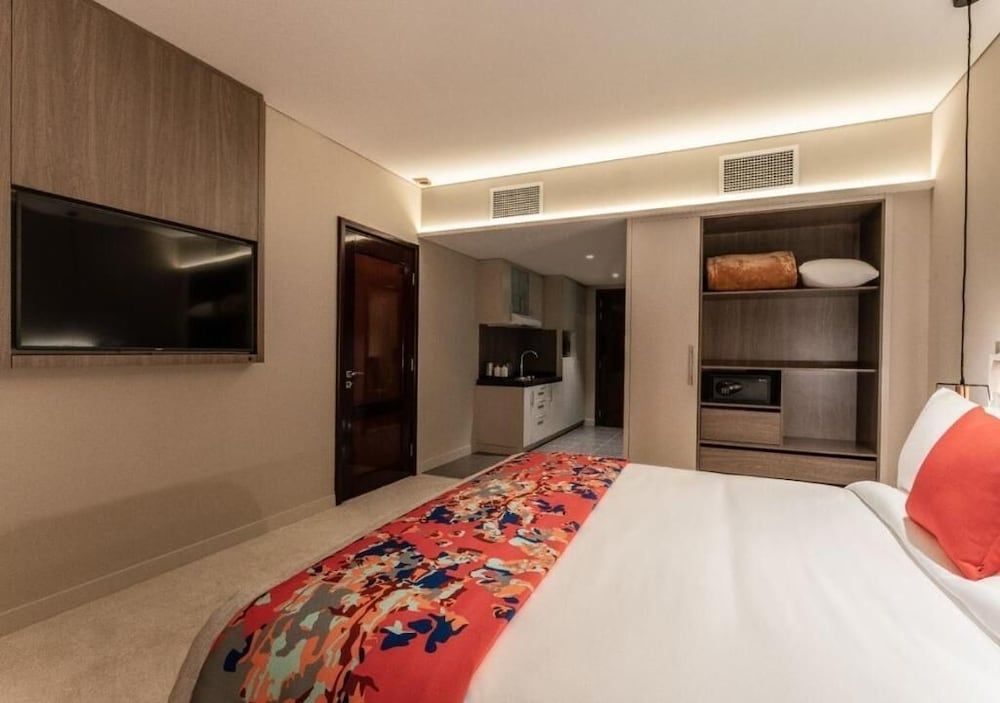 Room, 1 King Bed (BURJ KHALIFA)