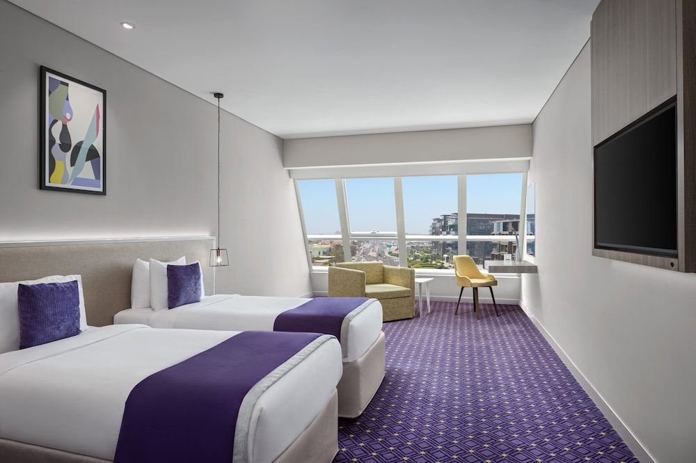 undefined Leva Hotel and Suites, Mazaya Centre 9