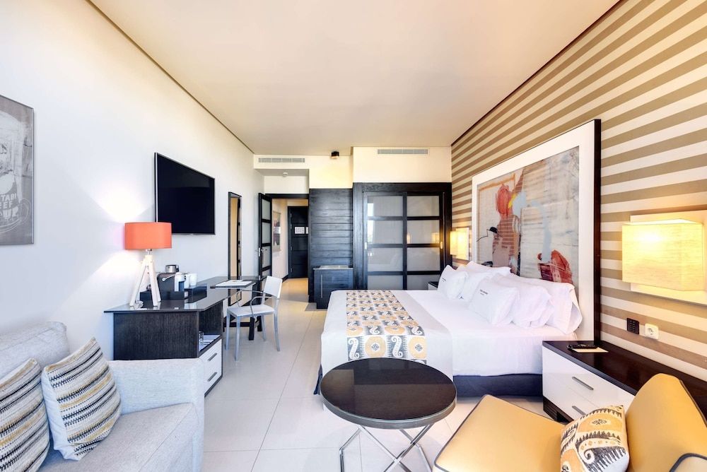 Deluxe Room, Ocean View (2 adults and 1 child)