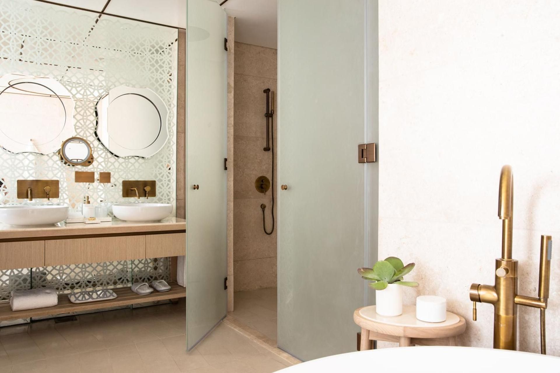 Two Bedroom Ocean Family Suite