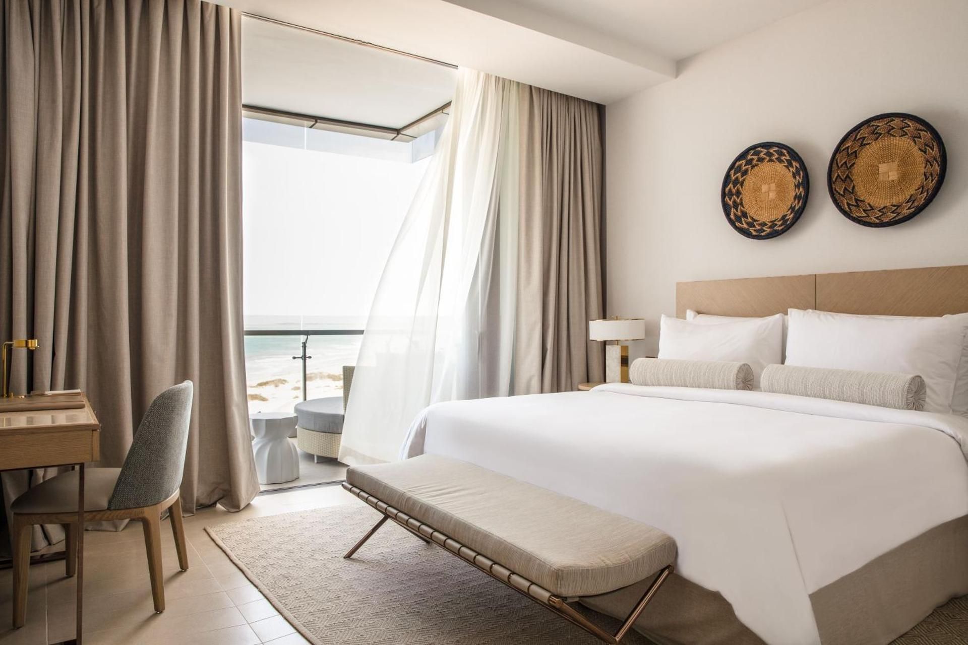 Ocean Deluxe King Room