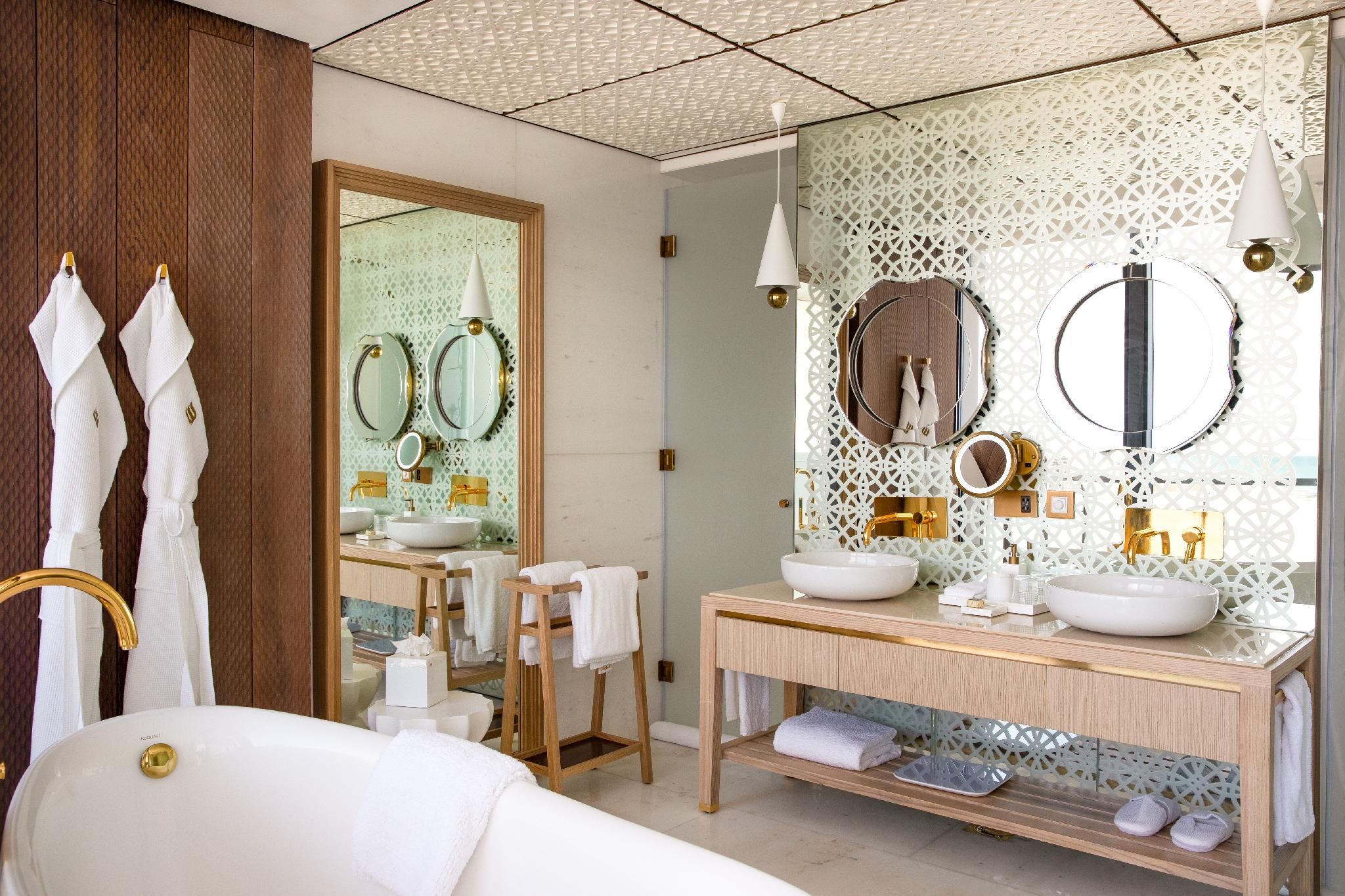 Saadiyat Suite