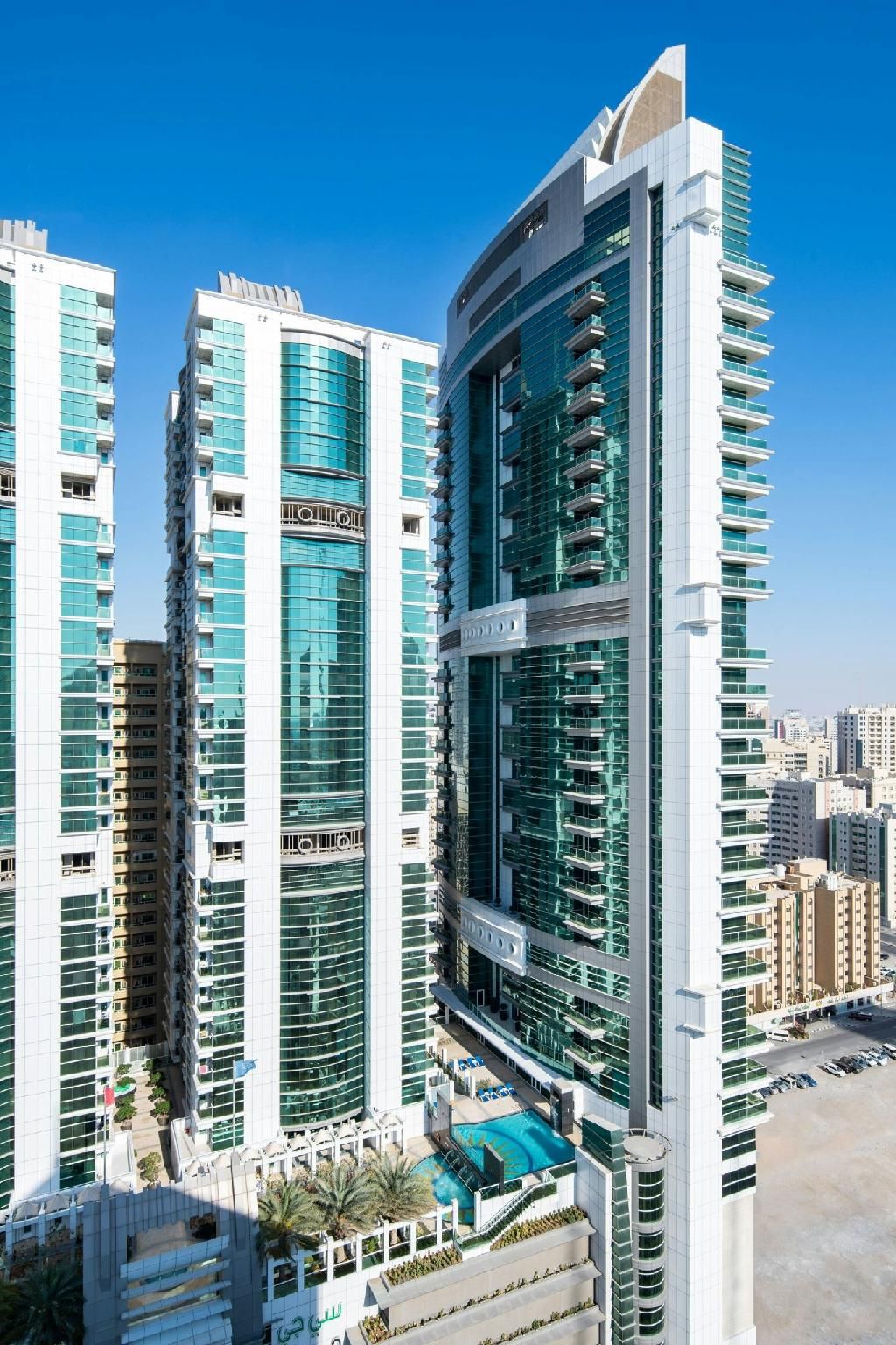 undefined Four Points by Sheraton Sharjah 4