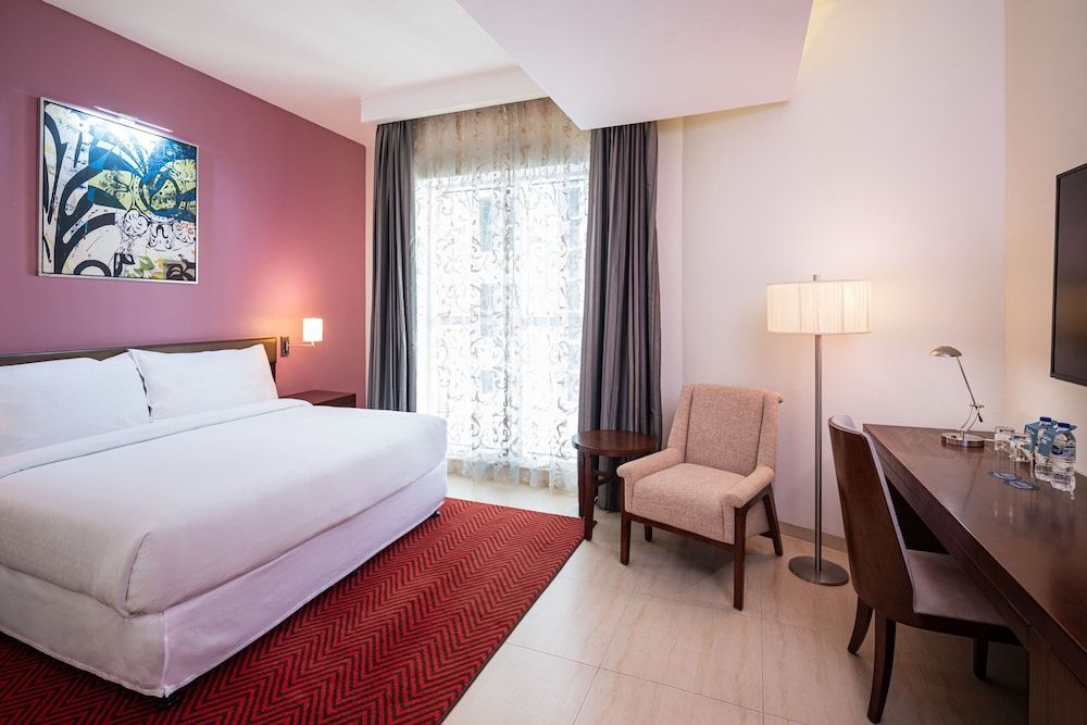 Four Points by Sheraton Sharjah Classic Room, 1 King Bed, Non Smoking