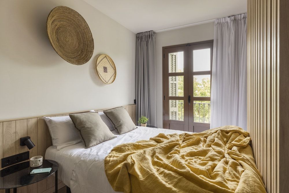 undefined Líbere Barcelona Sant Antoni 6