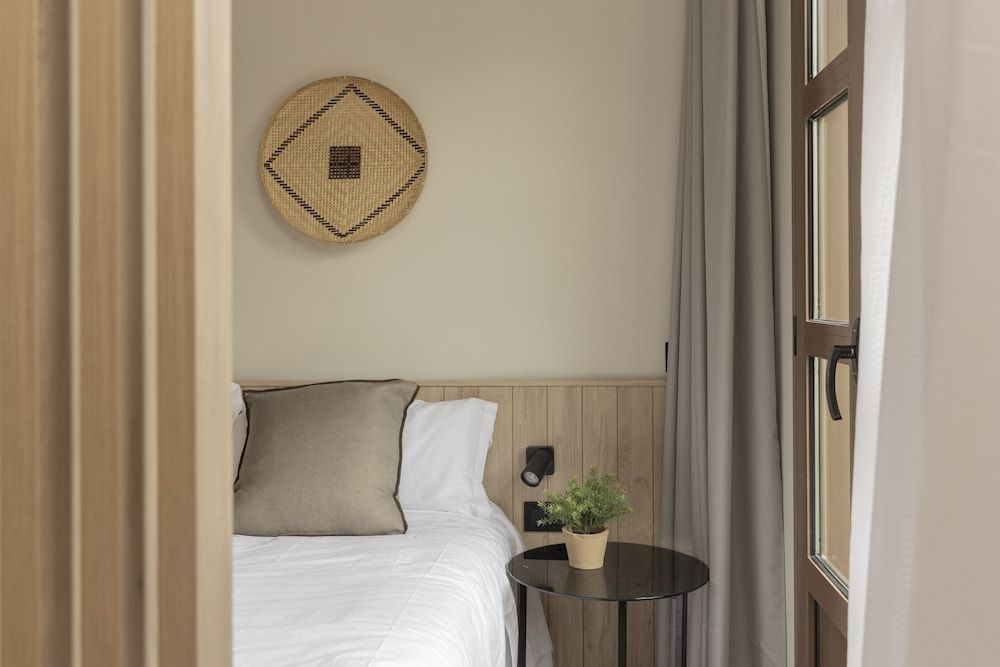 undefined Líbere Barcelona Sant Antoni 4