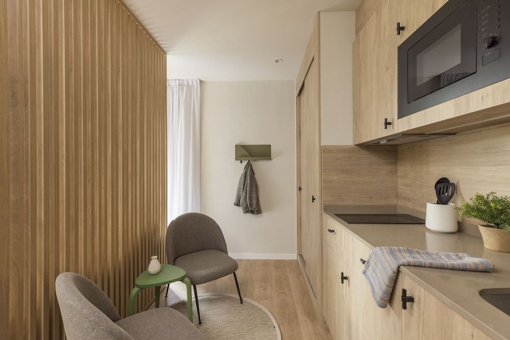 undefined Líbere Barcelona Sant Antoni 10