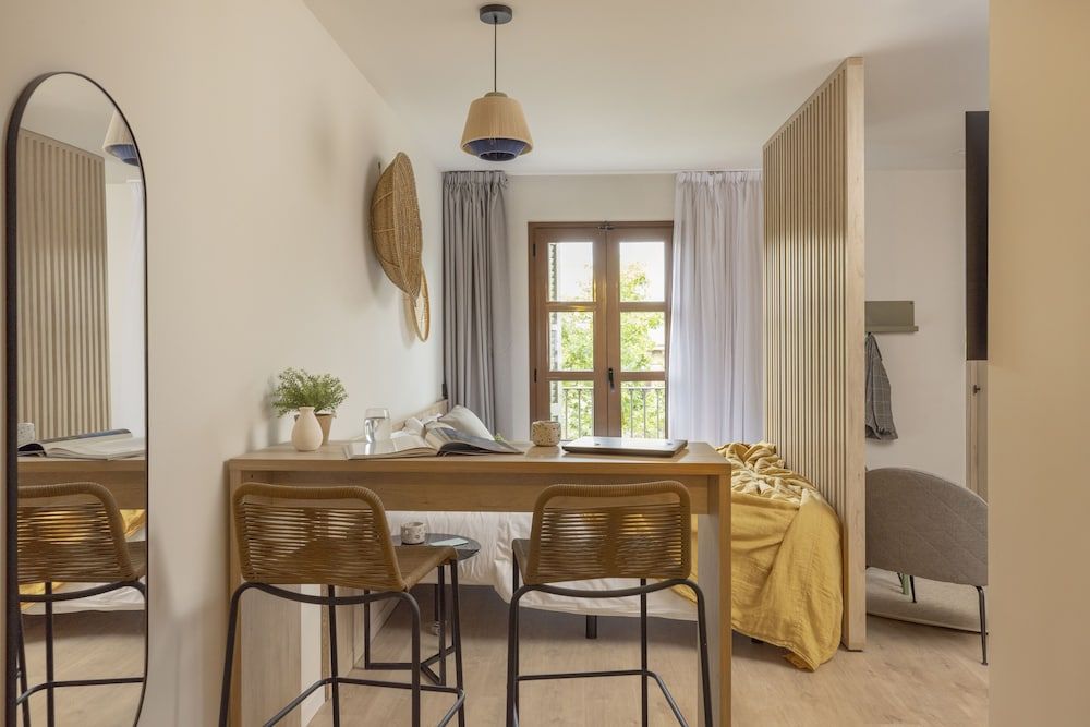 undefined Líbere Barcelona Sant Antoni 9