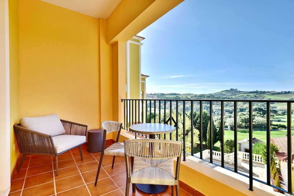 Suite, 1 King Bed, Golf View (Duplex)