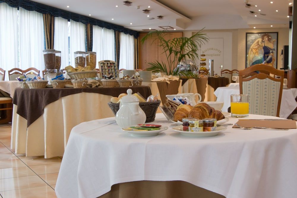 undefined JR Hotels Bologna Amadeus 6