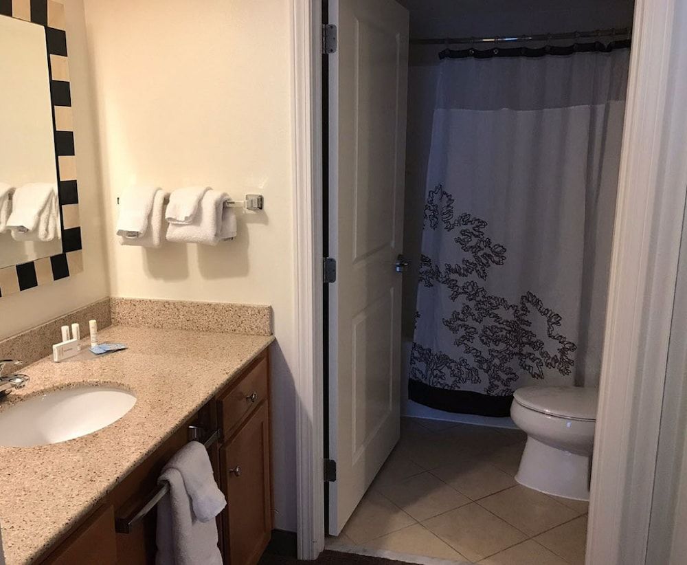 Suite, 1 Bedroom (Mobility/Hearing Accessible, Tub)