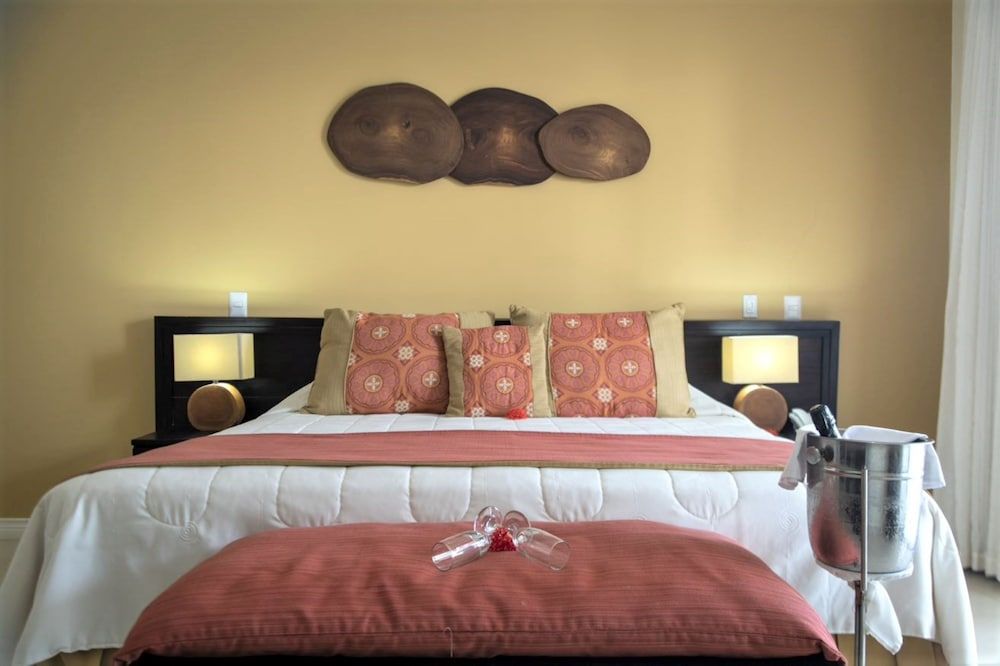 Tango Mar Beachfront Boutique Hotel & Villas Deluxe Double Room, 1 King Bed, Beach View, Beachfront 2