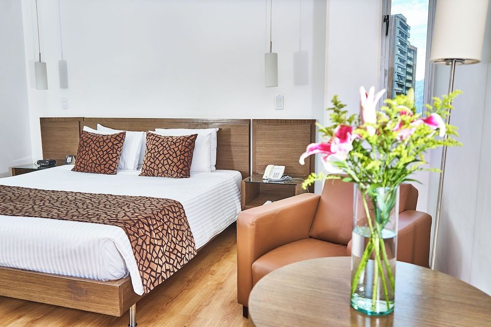 Standard Room, 1 Queen Bed