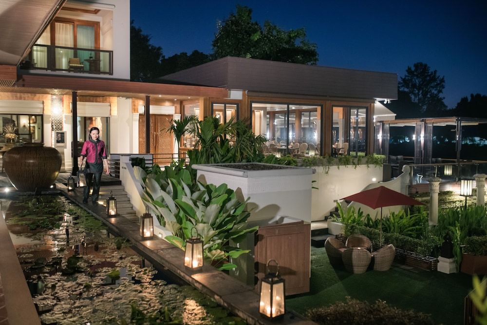 undefined RatiLanna Riverside Spa Resort 5