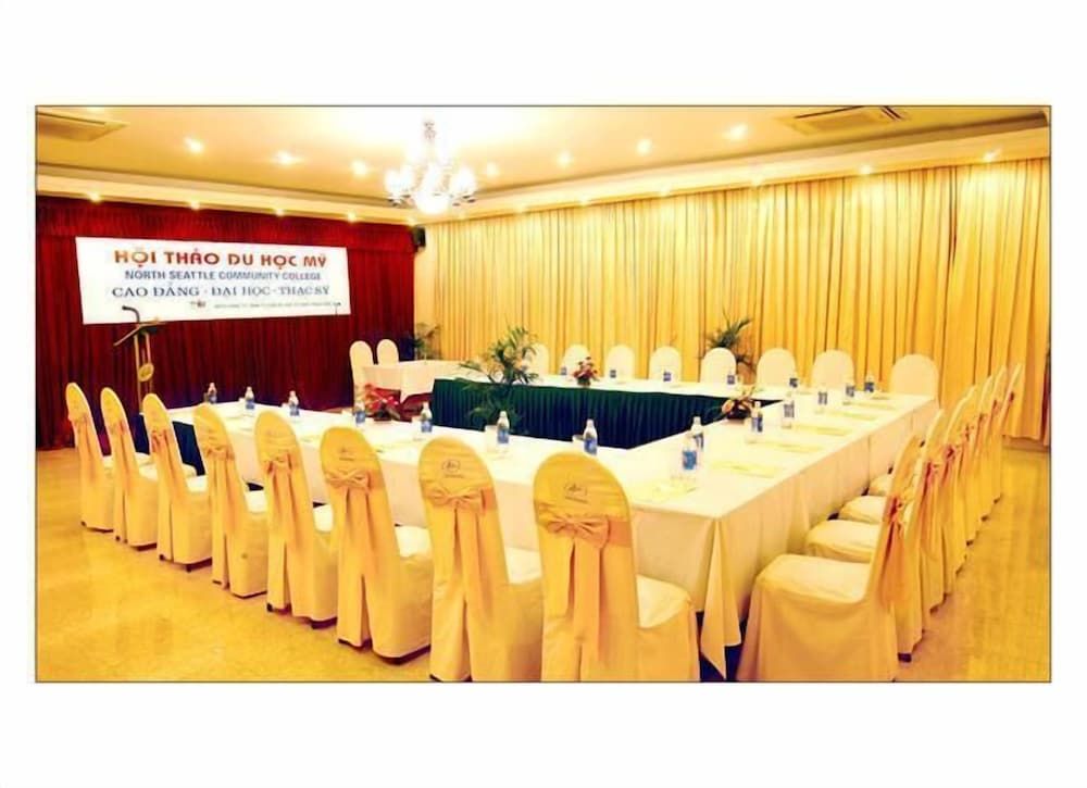 undefined Bamboo Green Central Hotel 10