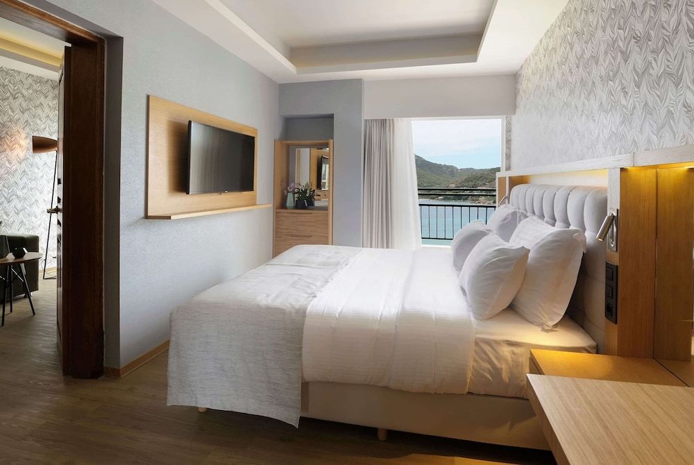 Executive Suite, Sea View