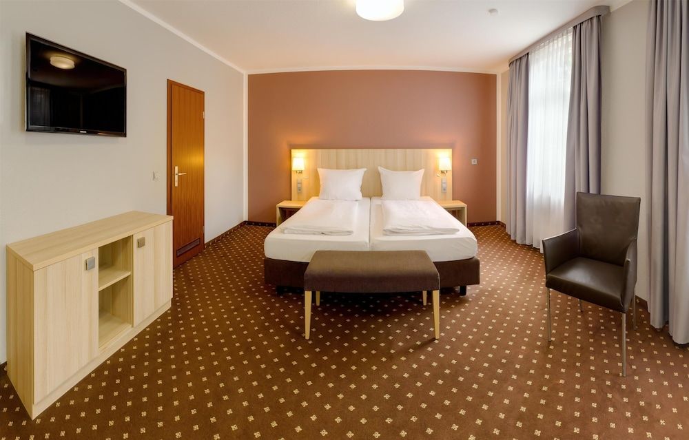 attimo Hotel Stuttgart Dependance Room (annex building - no elevator) 3