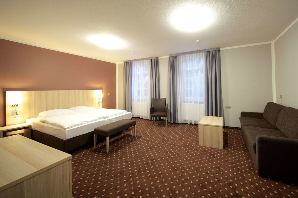 attimo Hotel Stuttgart Dependance Room (annex building - no elevator)