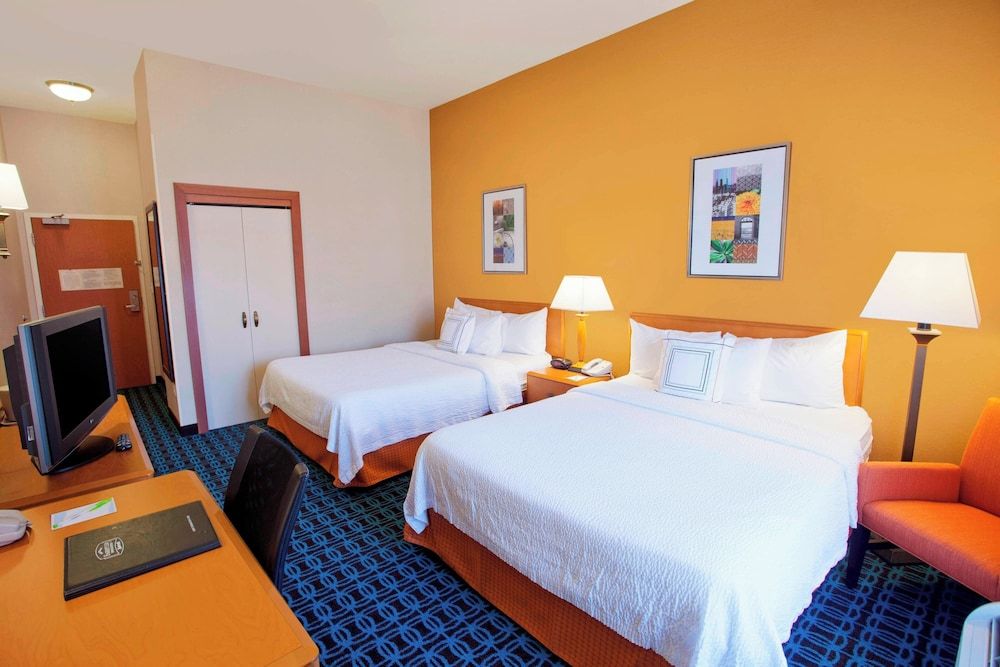 Room, 2 Queen Beds, Non Smoking