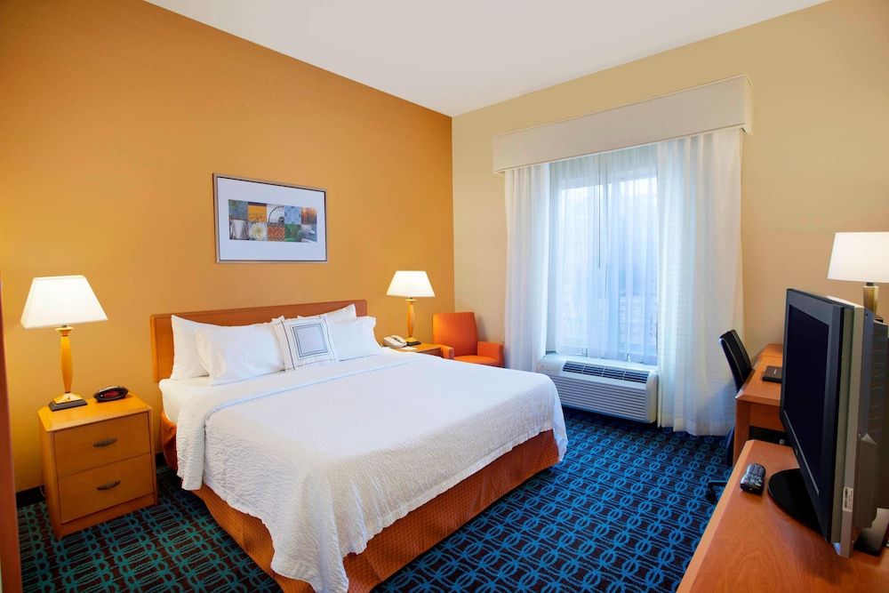 Room, 1 King Bed, Non Smoking