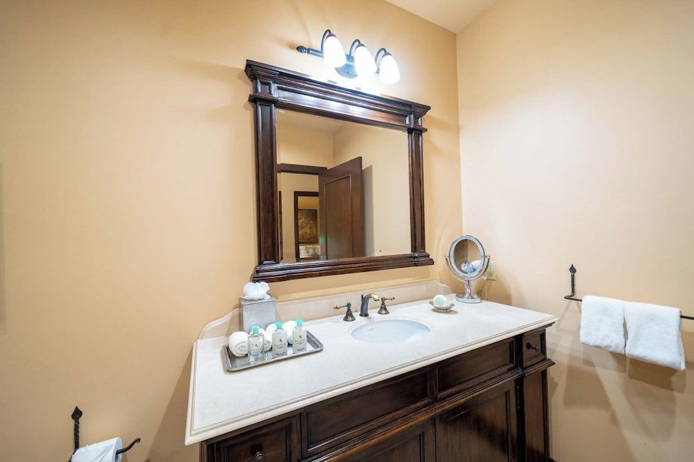 Hotel Granduca Houston King Traditional ADA 2