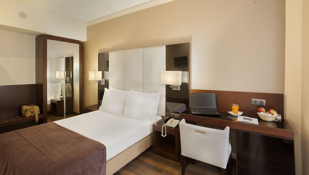undefined TURIM Restauradores Hotel 5