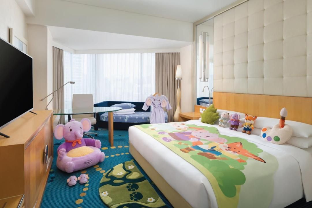 MarriottSquad Family Room, Family room, 1 King, Sofa bed
