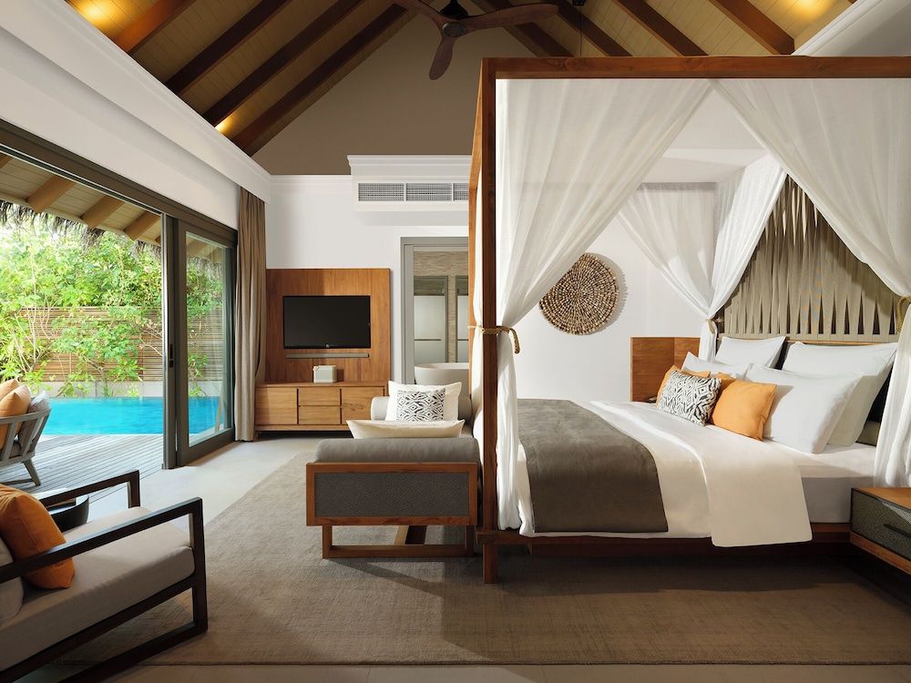 Vakkaru Maldives One Bedroom Deluxe Beach Pool  Residence :30% off Seaplane Transfers, 11 Jan to 19 Dec 2025 Stay 3