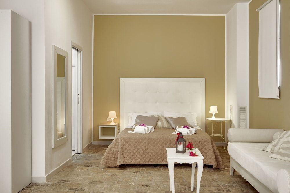 Villa Principe di Belmonte Superior Double or Twin Room 3