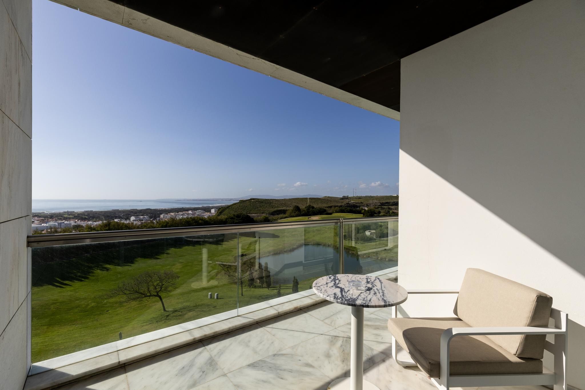 2 Bedroom Suite Sea View